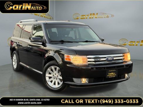 Used 2011 Ford Flex SEL w/ Rapid Spec Order Code image 3