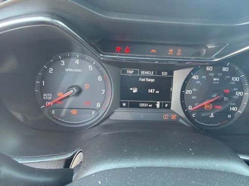 Used 2023 Chevrolet TrailBlazer ACTIV FWD image 5