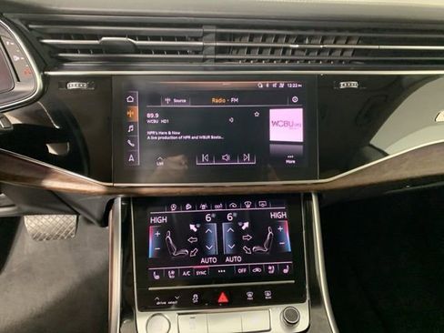 Used 2019 Audi Q8 Prestige image 23