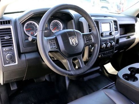 Used 2022 RAM 1500 Tradesman w/ Chrome Appearance Group image 8