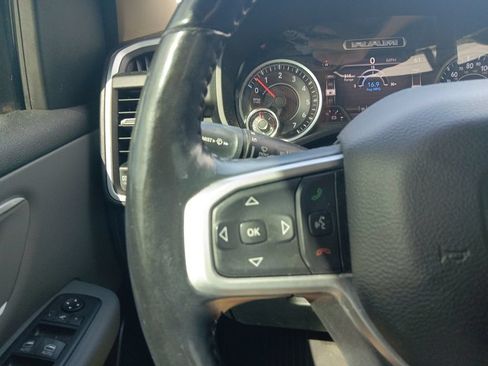 Used 2020 RAM 1500 Big Horn AWD/4WD image 20