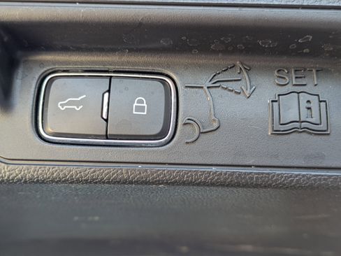 Used 2023 Ford Explorer XLT w/ Equipment Group 202A image 14