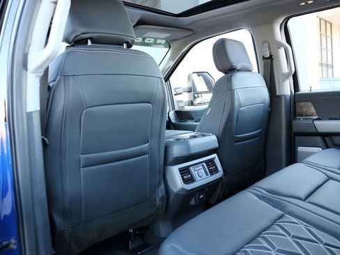 New 2026 Ford F250 Lariat w/ Black Appearance Package AWD/4WD image 29