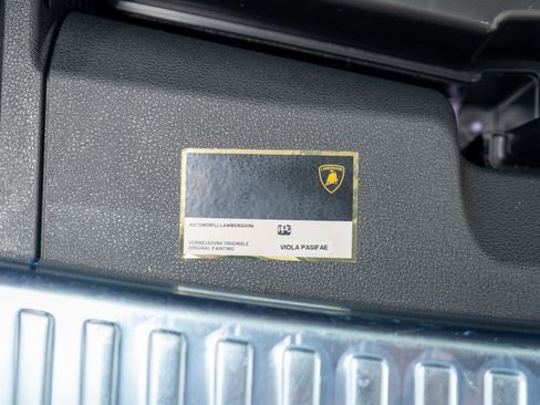 Used 2021 Lamborghini Urus AWD/4WD image 50