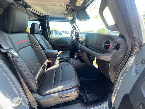 New 2026 Jeep Gladiator Rubicon AWD/4WD image 25