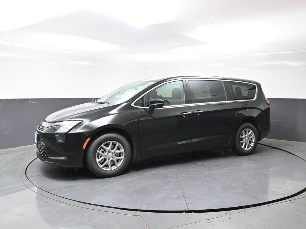 New 2027 Chrysler Pacifica Select w/ Family Tech Group FWD image 5