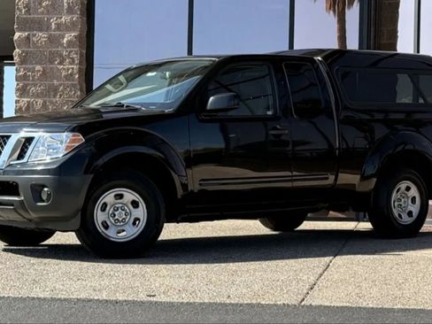 Used 2018 Nissan Frontier S RWD image 3