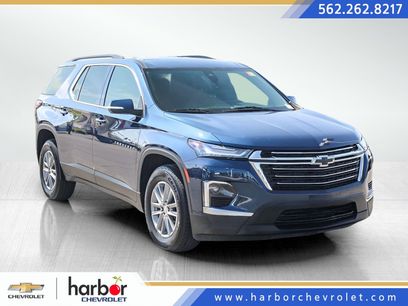 Used 2023 Chevrolet Traverse LT