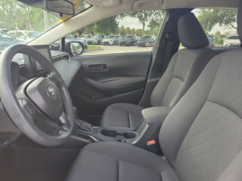 Used 2023 Toyota Corolla LE FWD image 23