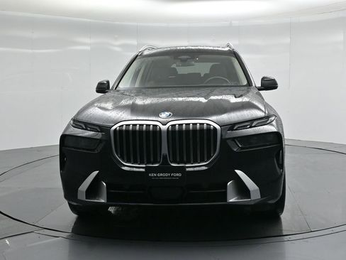 Used 2023 BMW X7 xDrive40i w/ Parking Assistance Package image 23