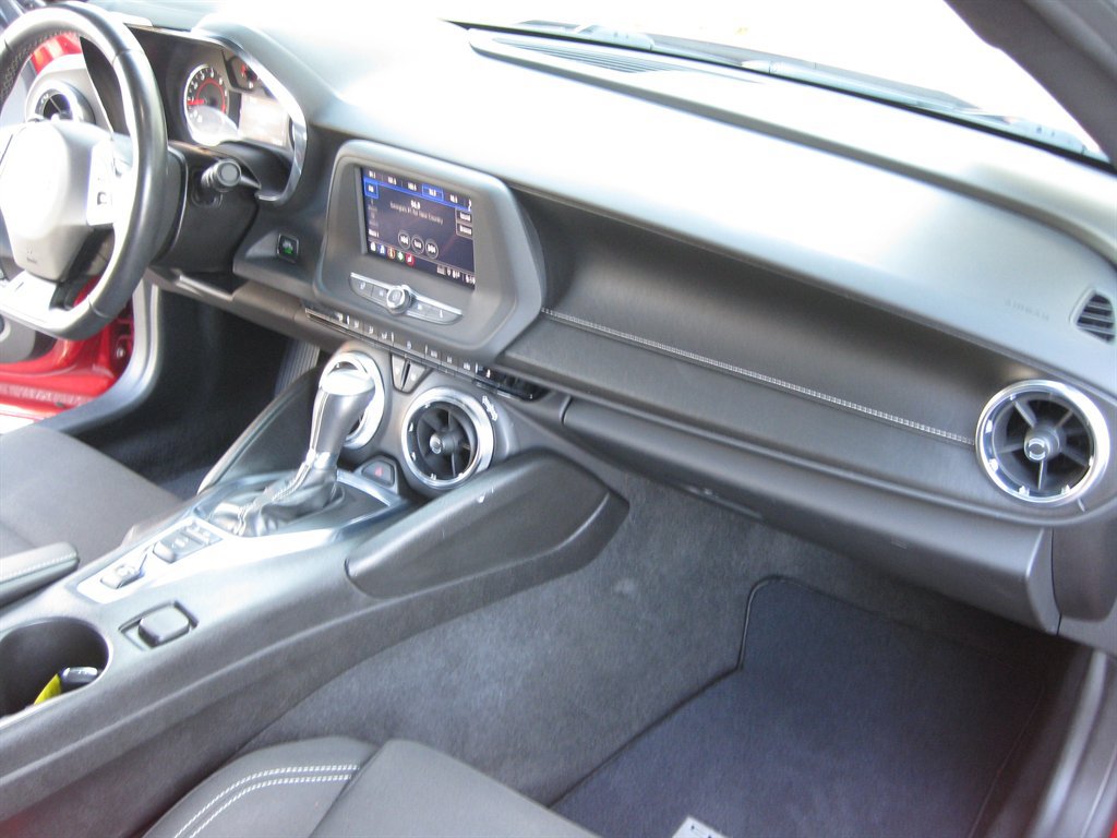 Used 2021 Chevrolet Camaro LS RWD image 26