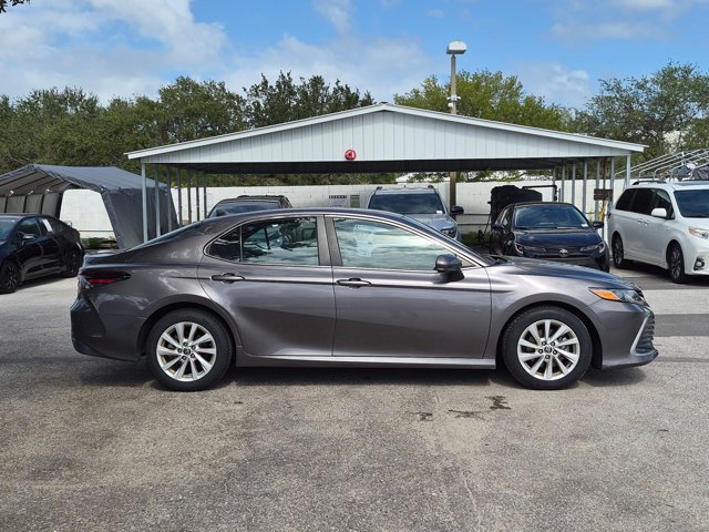 Used 2021 Toyota Camry LE FWD image 4