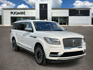 Used 2020 Lincoln Navigator L Black Label w/ Cargo Convenience Package video 1