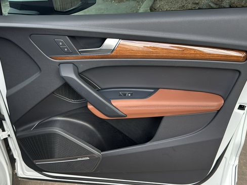 Used 2025 Audi Q5 2.0T Premium Plus image 30