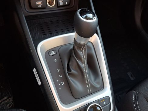 New 2026 Hyundai Venue SEL image 14