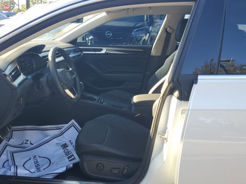 Used 2021 Volkswagen Arteon SE image 18