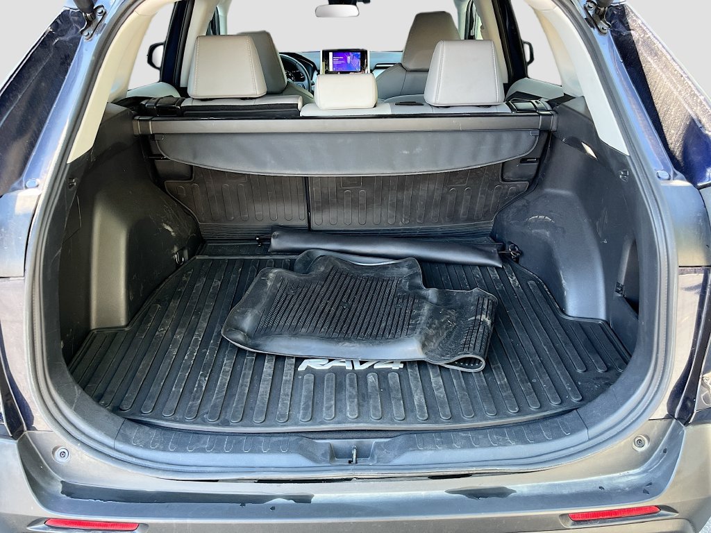 Used 2024 Toyota RAV4 XLE Premium w/ Weather Package AWD/4WD image 27