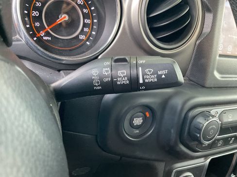 Used 2023 Jeep Wrangler Unlimited Sport AWD/4WD image 34