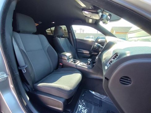 Used 2015 Dodge Charger SXT image 47