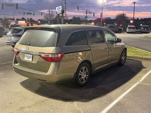 Used 2012 Honda Odyssey EX-L image 3