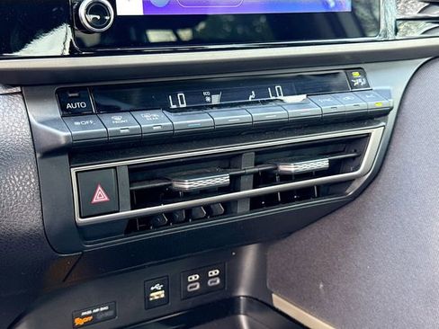 Used 2025 Toyota Camry LE FWD image 22