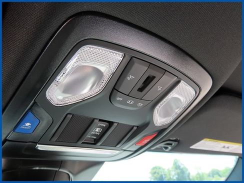 New 2026 RAM 3500 Big Horn AWD/4WD image 18