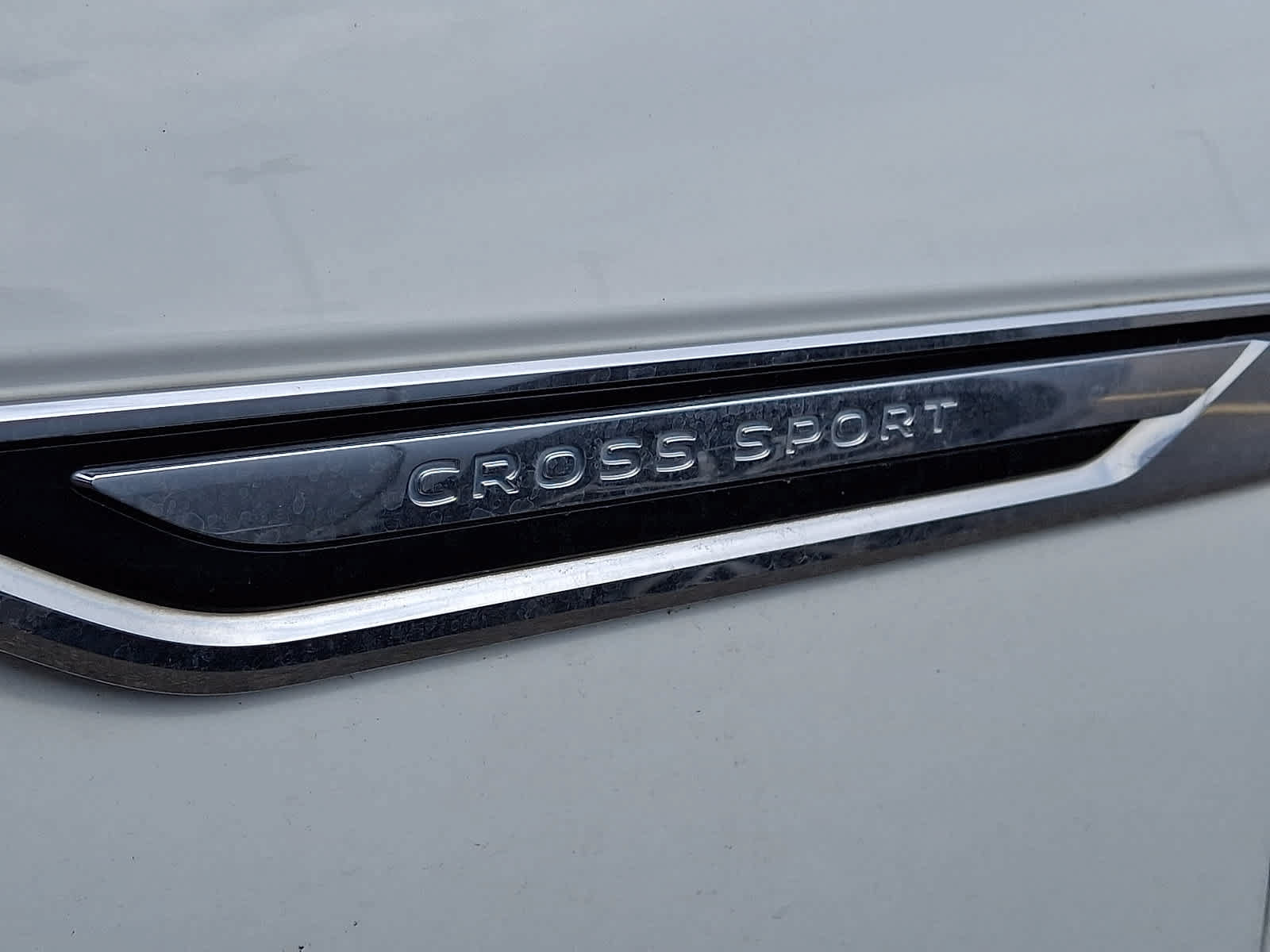 Used 2022 Volkswagen Atlas Cross Sport SE AWD/4WD image 6