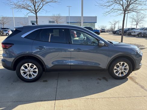 Used 2023 Ford Escape Active w/ Tech Pack #2 image 8