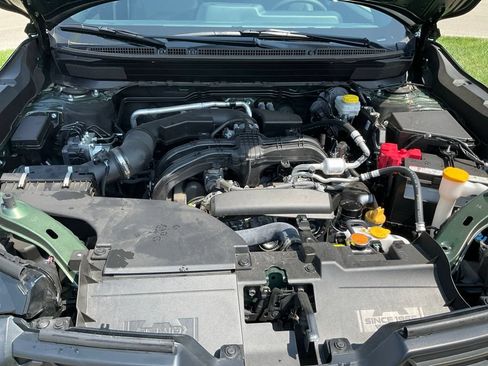 Used 2026 Subaru Outback Limited AWD/4WD image 31
