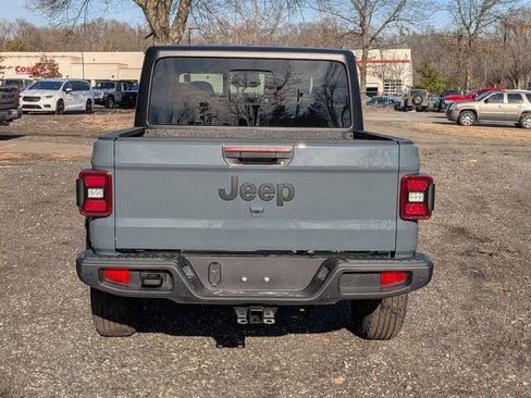 New 2026 Jeep Gladiator Sport image 4