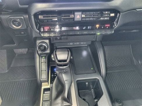 Used 2025 Toyota Land Cruiser image 19