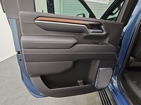 New 2026 GMC Sierra 2500 Denali w/ Denali Reserve Package image 35