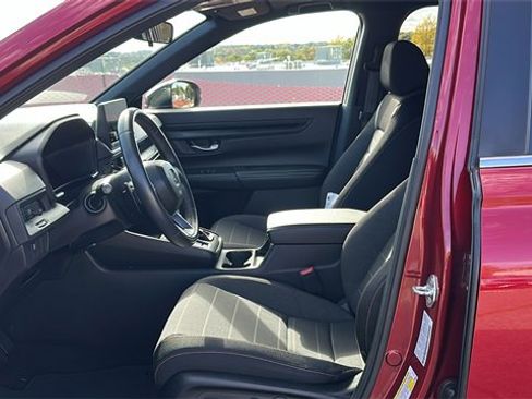 Used 2025 Honda CR-V Sport image 10