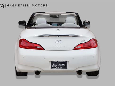 Used 2012 INFINITI G37 Convertible w/ Premium Pkg RWD image 11