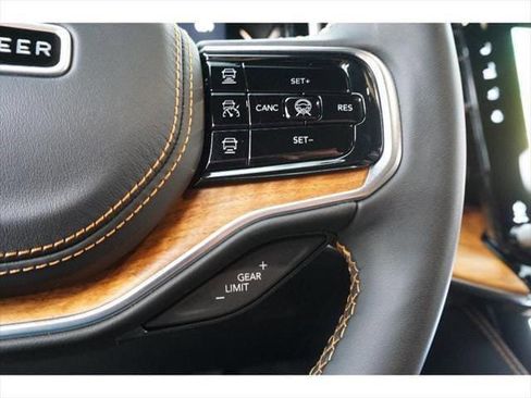 New 2022 Jeep Grand Wagoneer Series III w/ Rear Seat Video Group 1 image 16