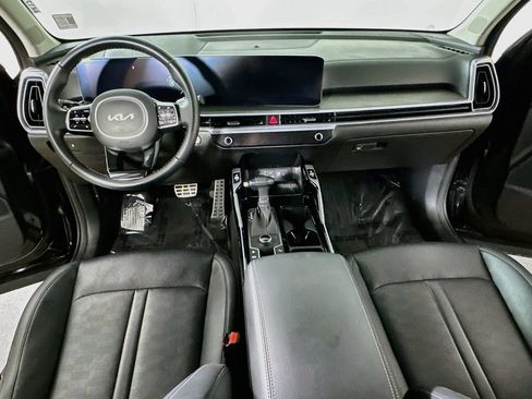 Used 2024 Kia Sorento SX AWD/4WD image 17