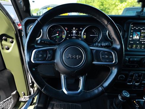 Used 2022 Jeep Wrangler Unlimited Sahara w/ Cold Weather Group AWD/4WD image 11