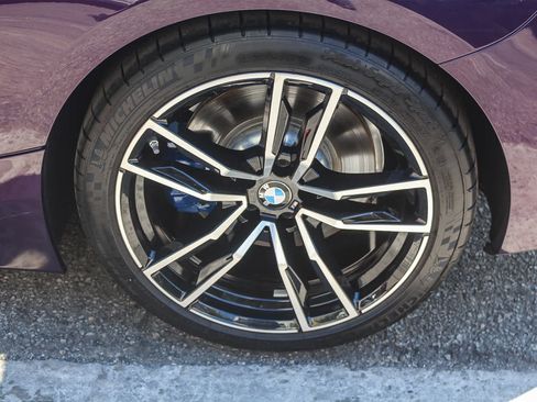 Used 2024 BMW Z4 M40i w/ Premium Package image 8