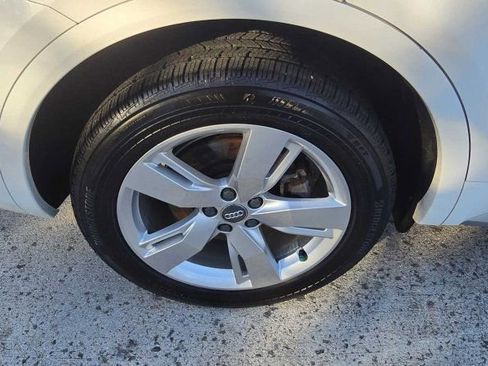 Used 2018 Audi Q5 2.0T Premium Plus w/ Premium Plus Package image 12