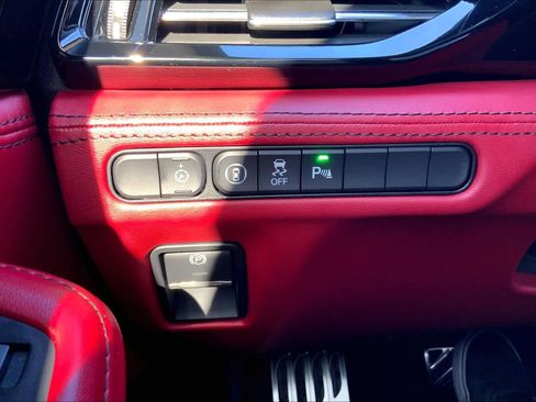 Used 2022 Acura MDX A-Spec image 34