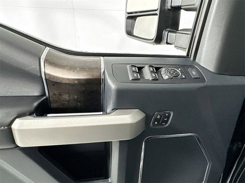 Used 2022 Ford F350 Lariat w/ Tremor Off-Road Package image 16