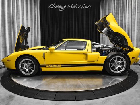 Used 2005 Ford GT image 30