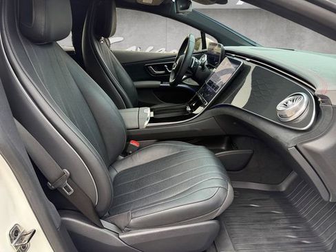 Used 2022 Mercedes-Benz EQS 450+ Sedan image 24