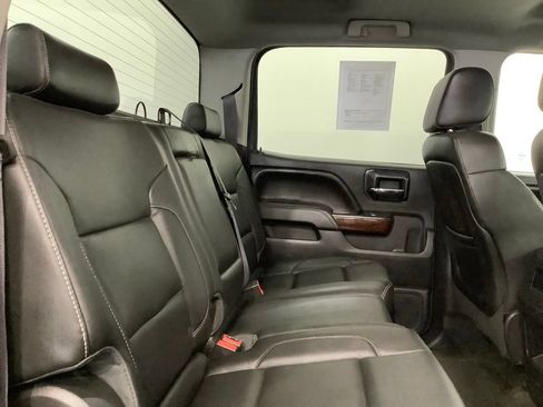 Used 2014 GMC Sierra 1500 SLT w/ SLT Crew Cab Value Package AWD/4WD image 32