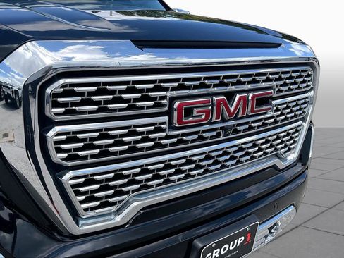 Used 2019 GMC Sierra 1500 Denali w/ Denali Ultimate Package AWD/4WD image 30