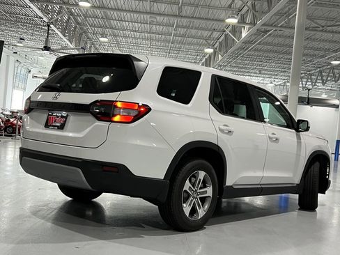 New 2025 Honda Pilot EX-L image 4