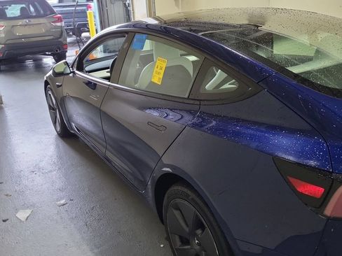 Used 2023 Tesla Model 3 Standard Range RWD image 4