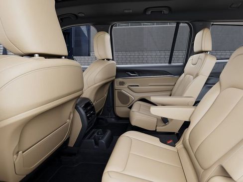 New 2026 Jeep Grand Cherokee L Limited AWD/4WD image 23