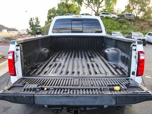 Used 2013 Ford F450 Lariat w/ Lariat Ultimate Pkg image 9