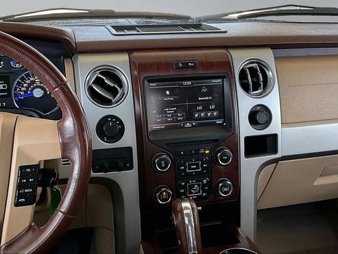 Used 2014 Ford F150 King Ranch w/ King Ranch Luxury Package AWD/4WD image 10
